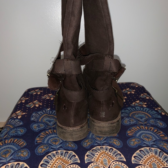Faux suede tall boots - Picture 3 of 4